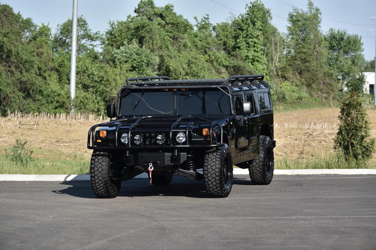 AM General Hummer 4-Passenger Wgn Enclosed 1996
