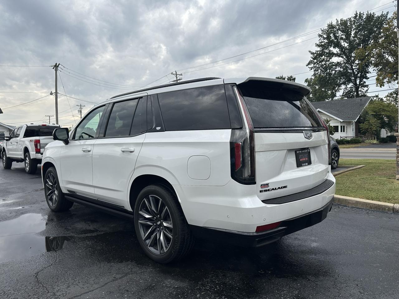 Cadillac Escalade 4WD 4dr Sport 2021