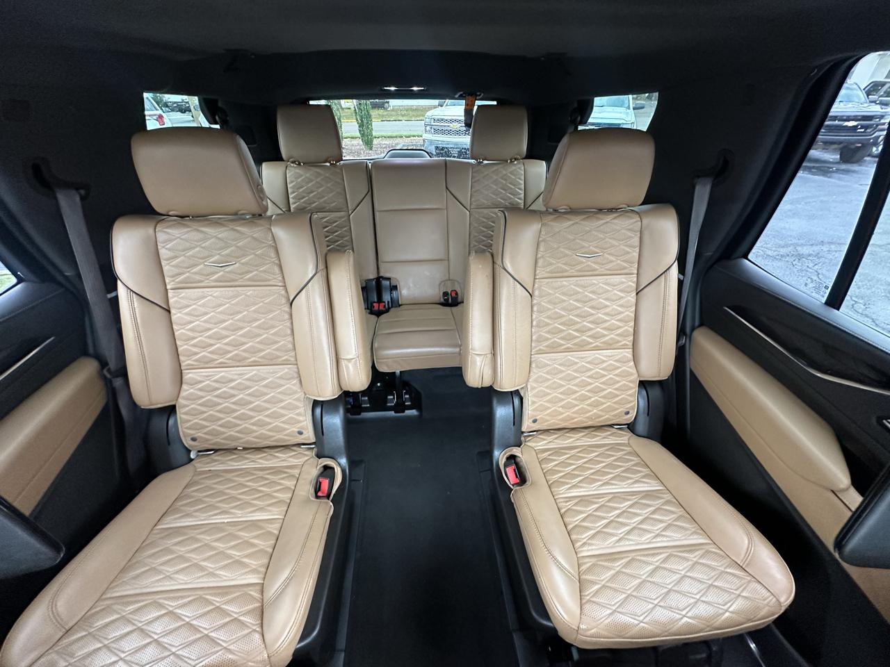 Cadillac Escalade 4WD 4dr Sport 2021