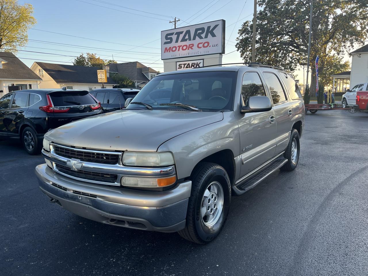 2000 Chevrolet Tahoe Base