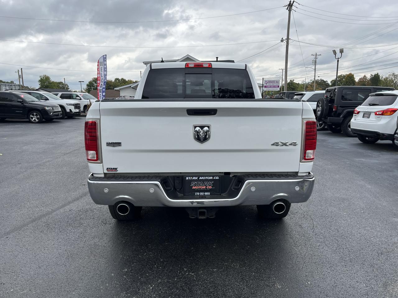 RAM 1500 Laramie 4x4 Crew Cab 5'7" Box 2017