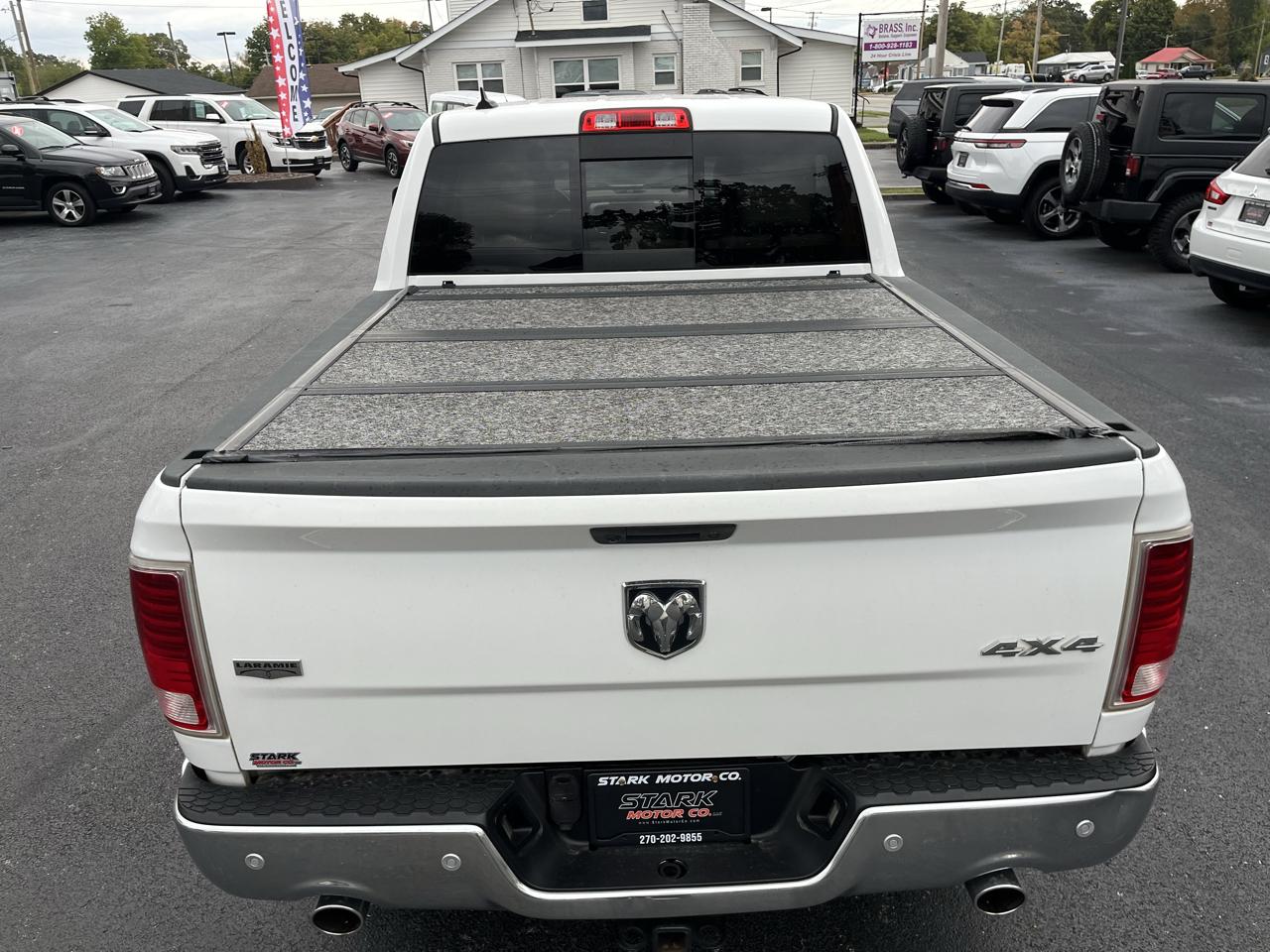 RAM 1500 Laramie 4x4 Crew Cab 5'7" Box 2017