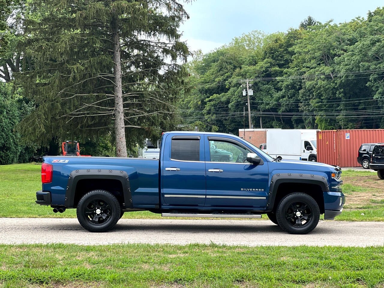 Chevrolet Silverado 1500 LTZ Double Cab Short Box 4WD 2017 Chevrolet Silverado 1500 LTZ Double Cab Short Box 4WD 2017