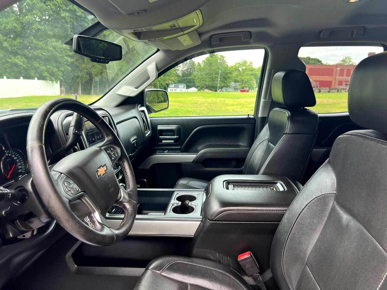 Chevrolet Silverado 1500 LTZ Double Cab Short Box 4WD 2017 Chevrolet Silverado 1500 LTZ Double Cab Short Box 4WD 2017