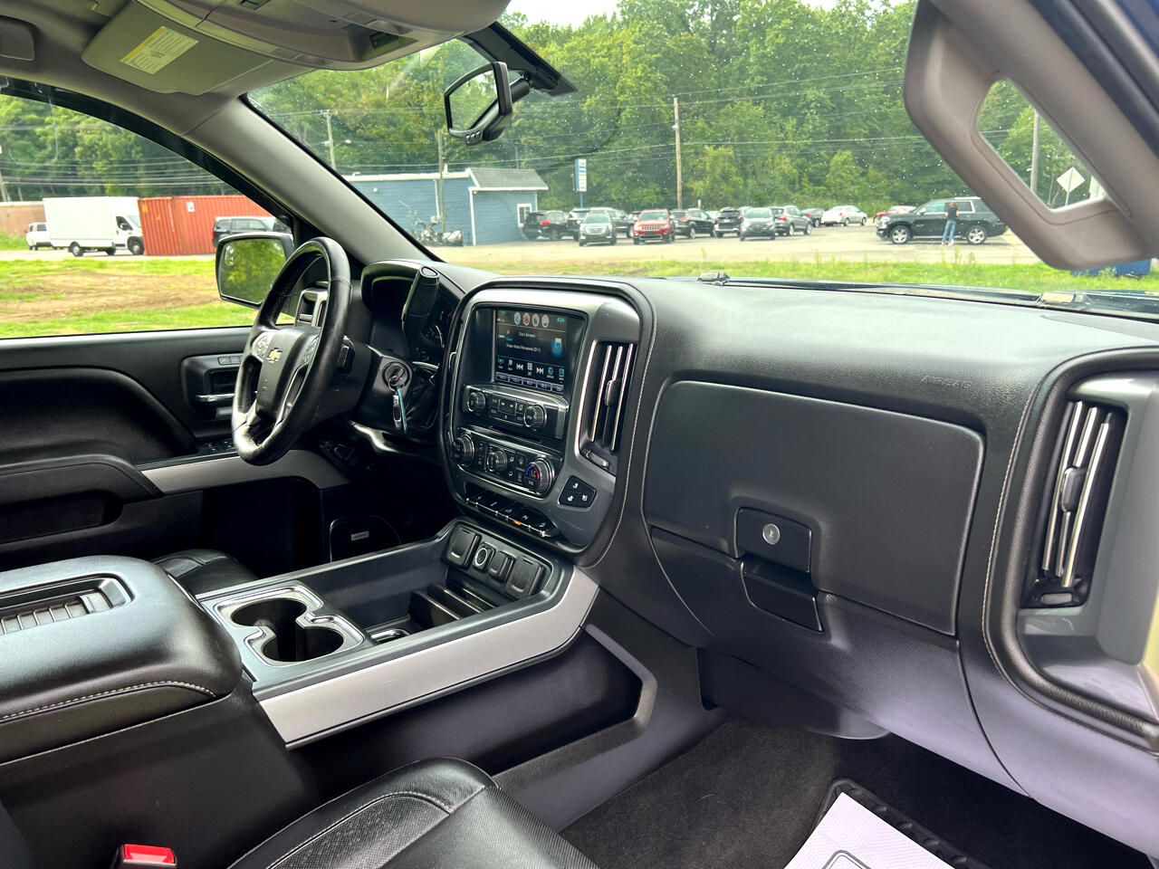 Chevrolet Silverado 1500 LTZ Double Cab Short Box 4WD 2017 Chevrolet Silverado 1500 LTZ Double Cab Short Box 4WD 2017
