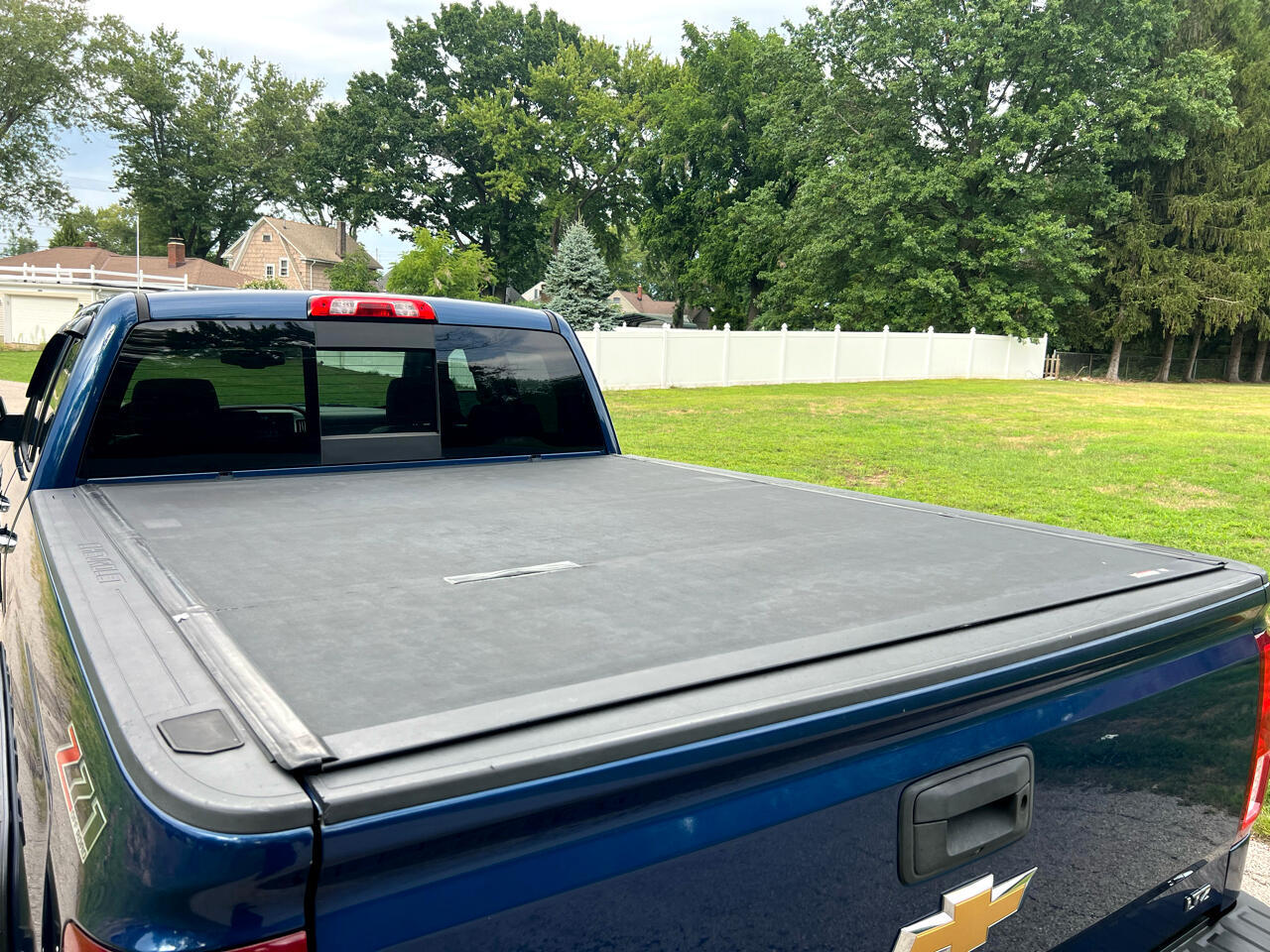 Chevrolet Silverado 1500 LTZ Double Cab Short Box 4WD 2017 Chevrolet Silverado 1500 LTZ Double Cab Short Box 4WD 2017