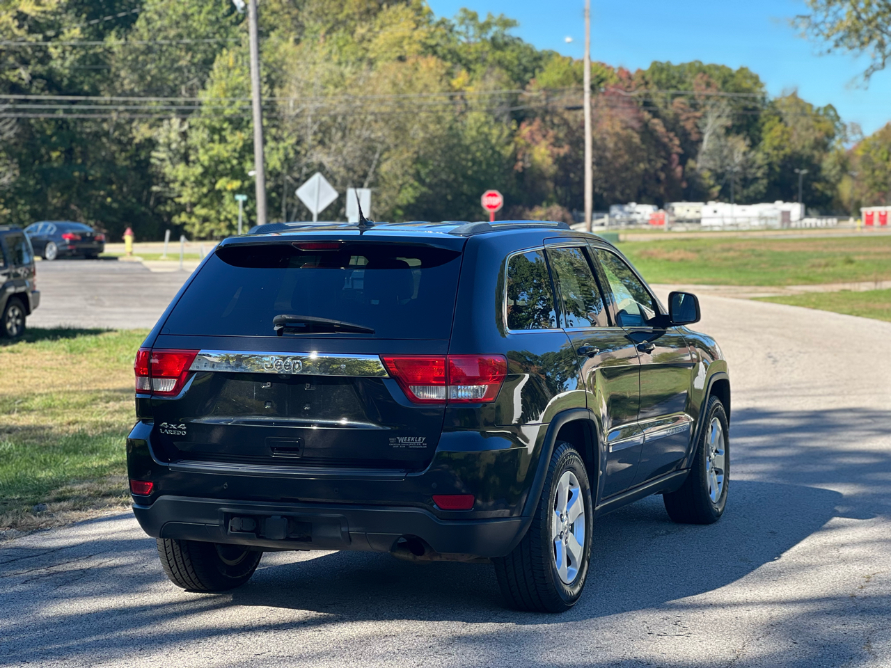 Jeep Grand Cherokee Laredo 4WD 2012 Jeep Grand Cherokee Laredo 4WD 2012