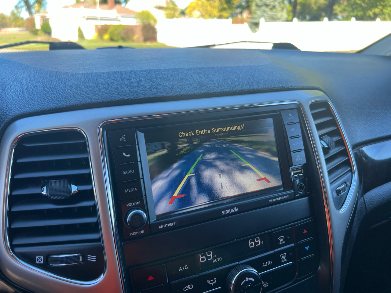 Jeep Grand Cherokee Laredo 4WD 2012 Jeep Grand Cherokee Laredo 4WD 2012