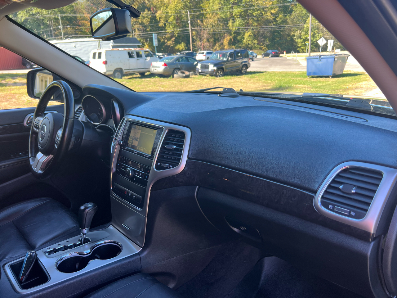 Jeep Grand Cherokee Laredo 4WD 2012 Jeep Grand Cherokee Laredo 4WD 2012