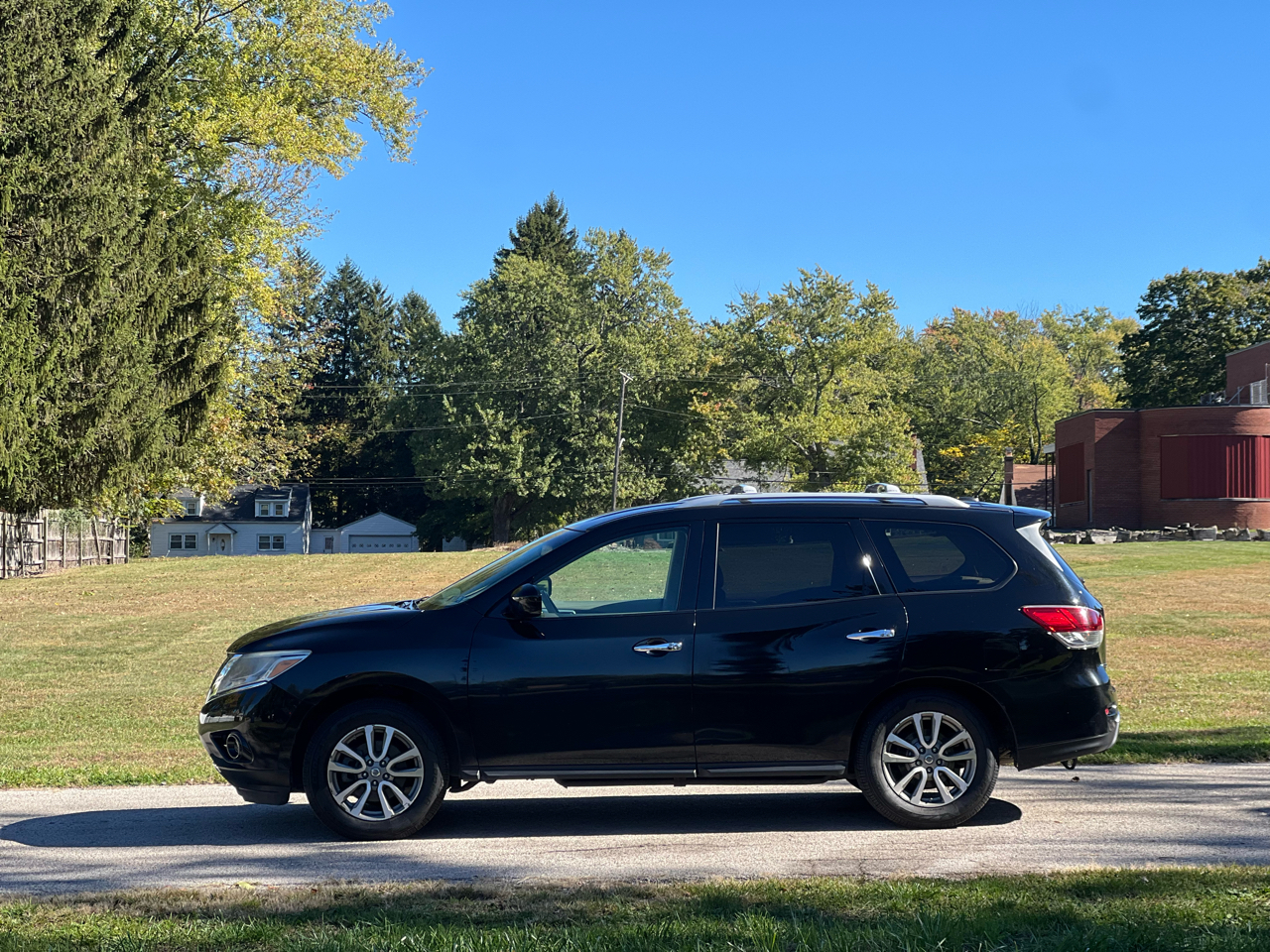 Nissan Pathfinder S 4WD 2013 Nissan Pathfinder S 4WD 2013