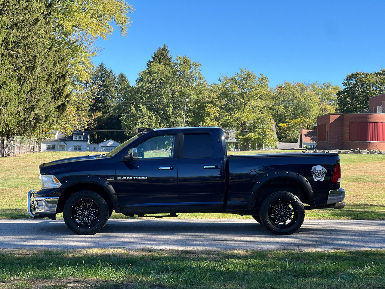 RAM 1500 SLT Quad Cab 4WD 2012 RAM 1500 SLT Quad Cab 4WD 2012