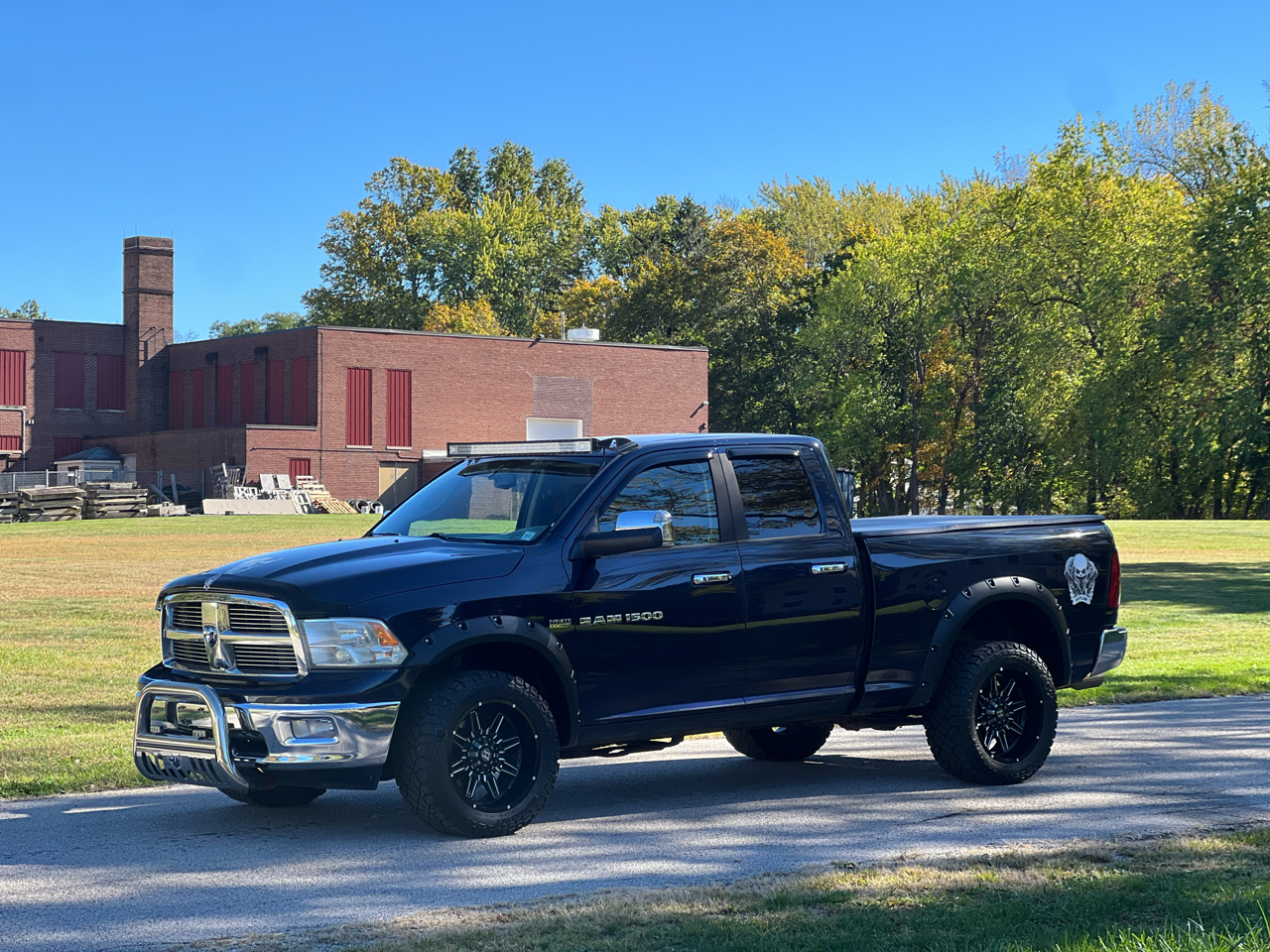 RAM 1500 SLT Quad Cab 4WD 2012 RAM 1500 SLT Quad Cab 4WD 2012