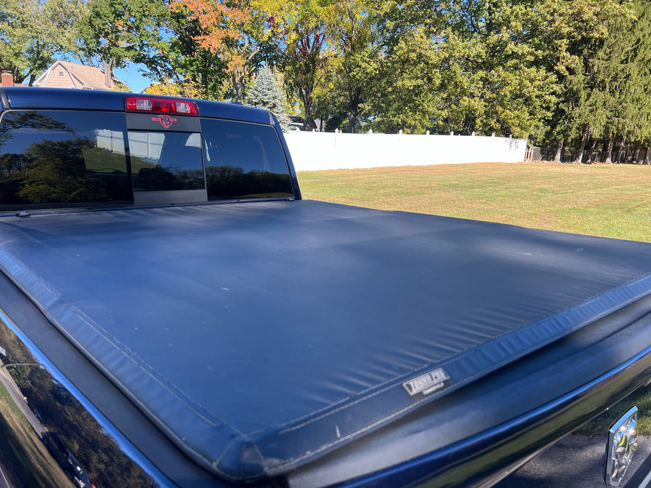 RAM 1500 SLT Quad Cab 4WD 2012 RAM 1500 SLT Quad Cab 4WD 2012