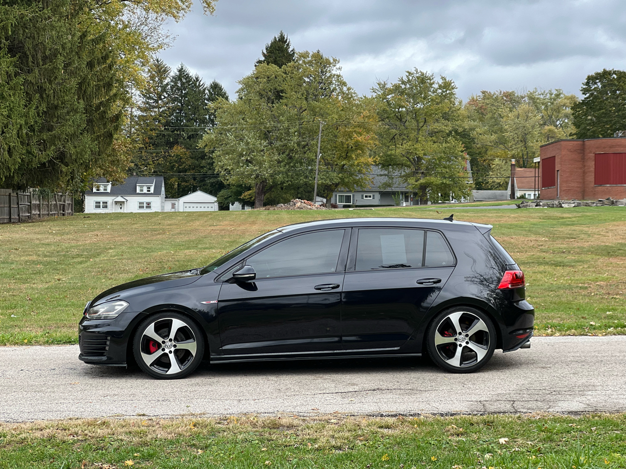 Volkswagen GTI S 6M 4-Door 2015 Volkswagen GTI S 6M 4-Door 2015