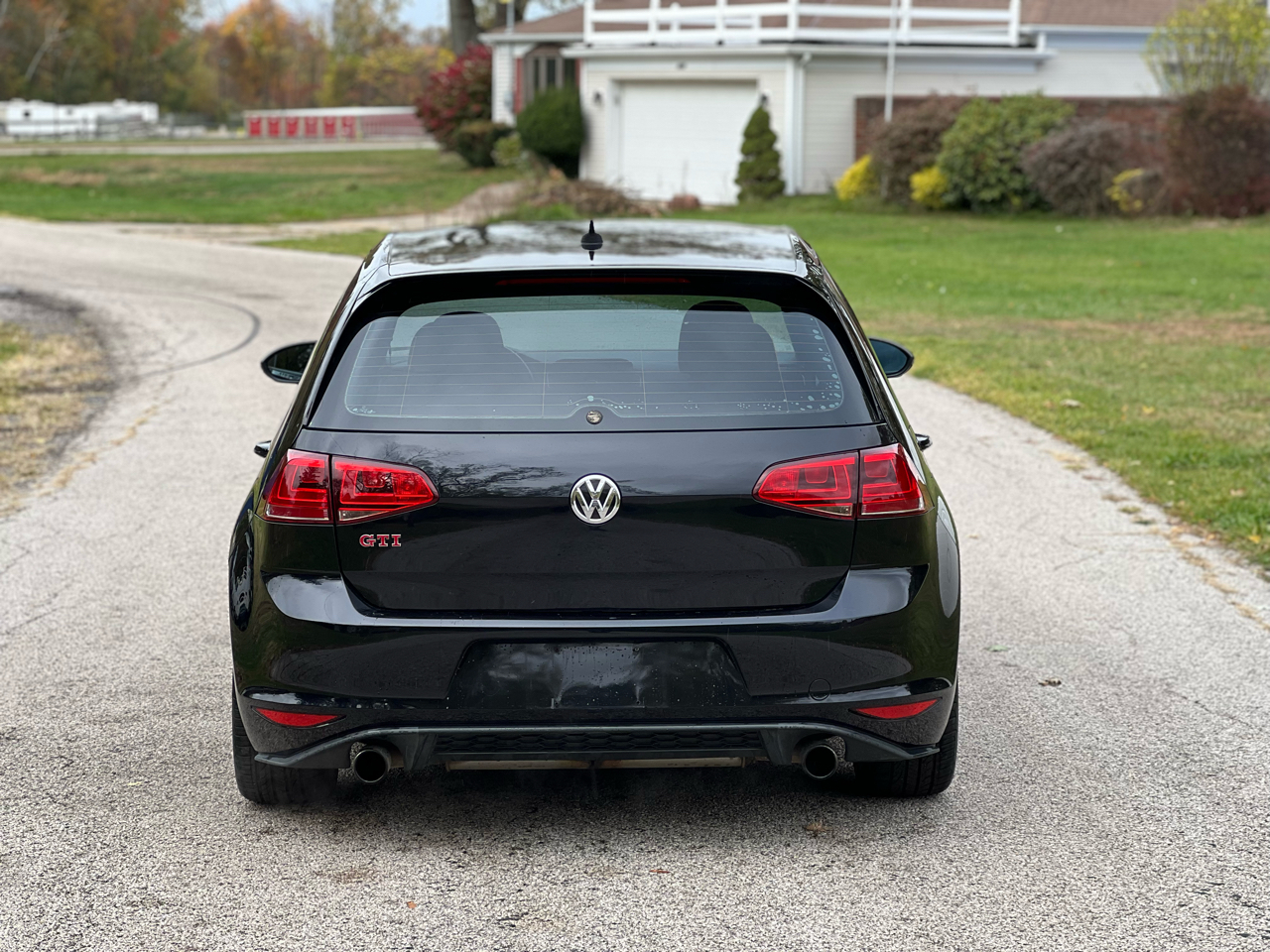 Volkswagen GTI S 6M 4-Door 2015 Volkswagen GTI S 6M 4-Door 2015