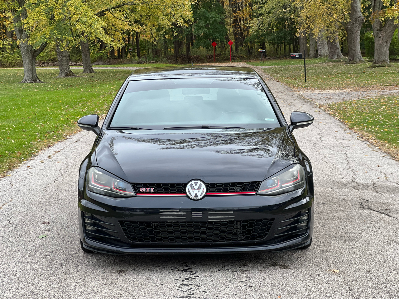 Volkswagen GTI S 6M 4-Door 2015 Volkswagen GTI S 6M 4-Door 2015