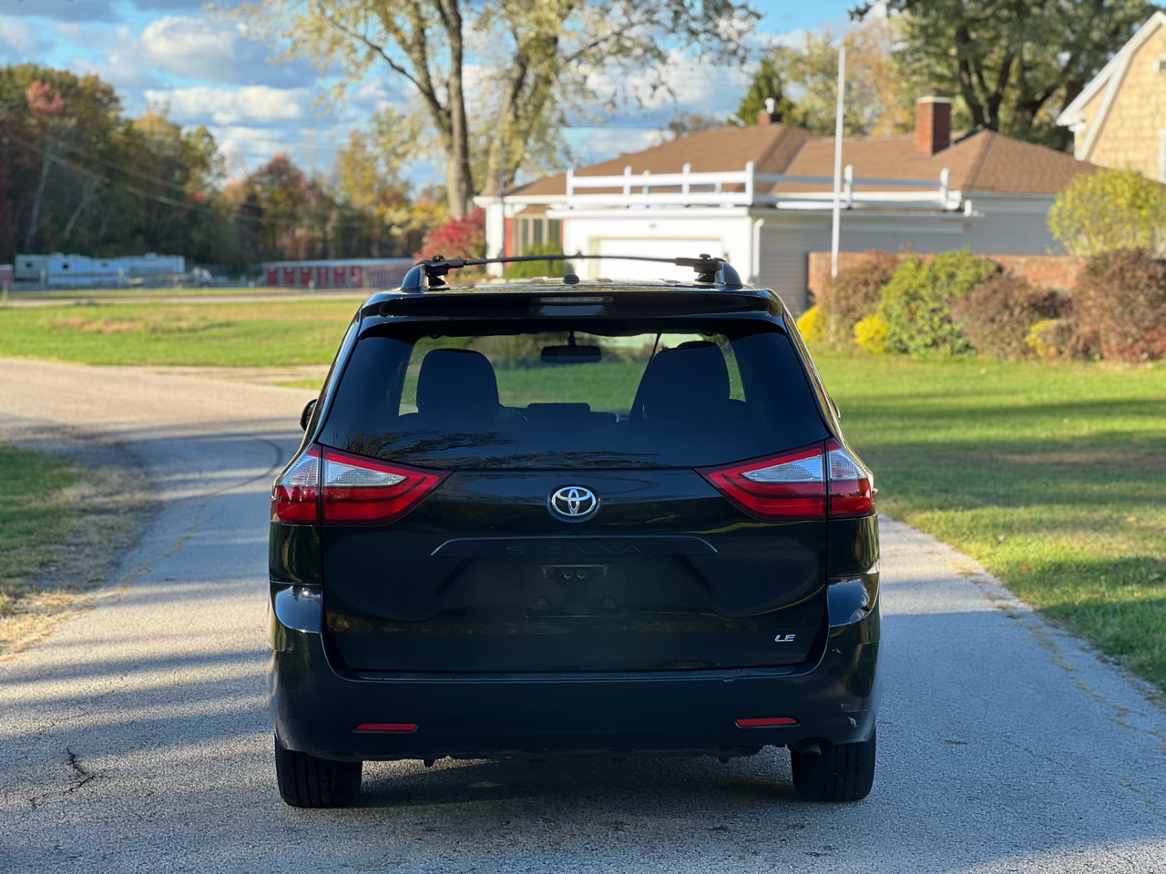 Toyota Sienna LE FWD 8-Passenger V6 2015 Toyota Sienna LE FWD 8-Passenger V6 2015