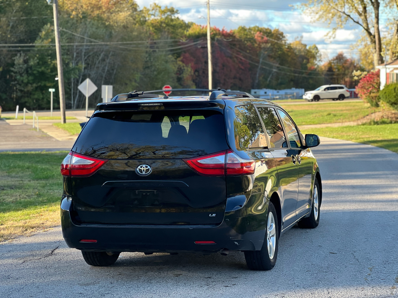 Toyota Sienna LE FWD 8-Passenger V6 2015 Toyota Sienna LE FWD 8-Passenger V6 2015