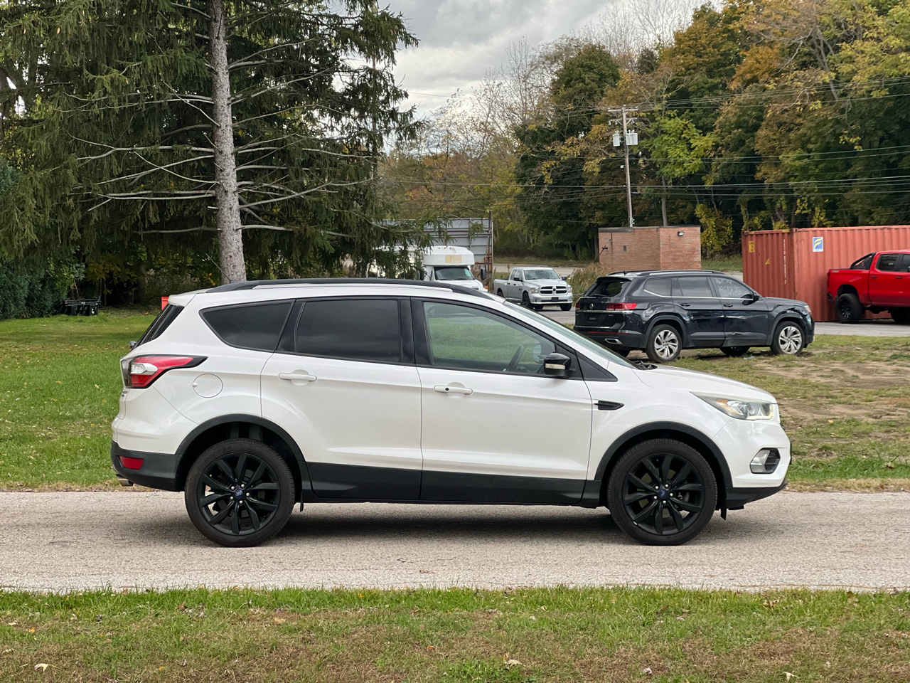 Ford Escape Titanium 4WD 2017 Ford Escape Titanium 4WD 2017