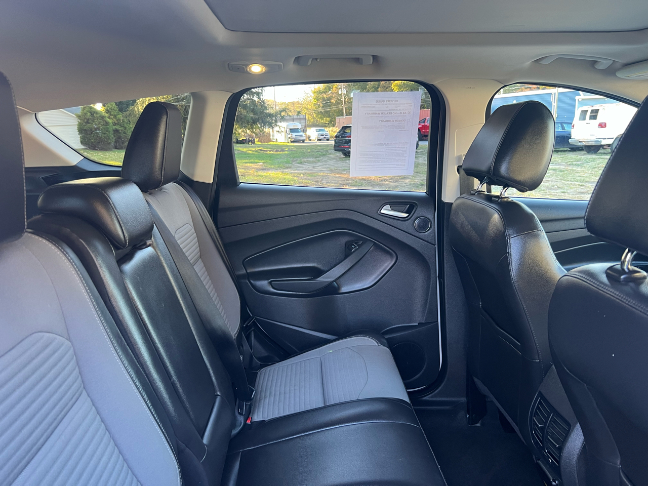 Ford Escape Titanium 4WD 2017 Ford Escape Titanium 4WD 2017
