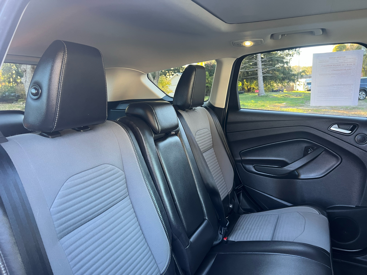 Ford Escape Titanium 4WD 2017 Ford Escape Titanium 4WD 2017