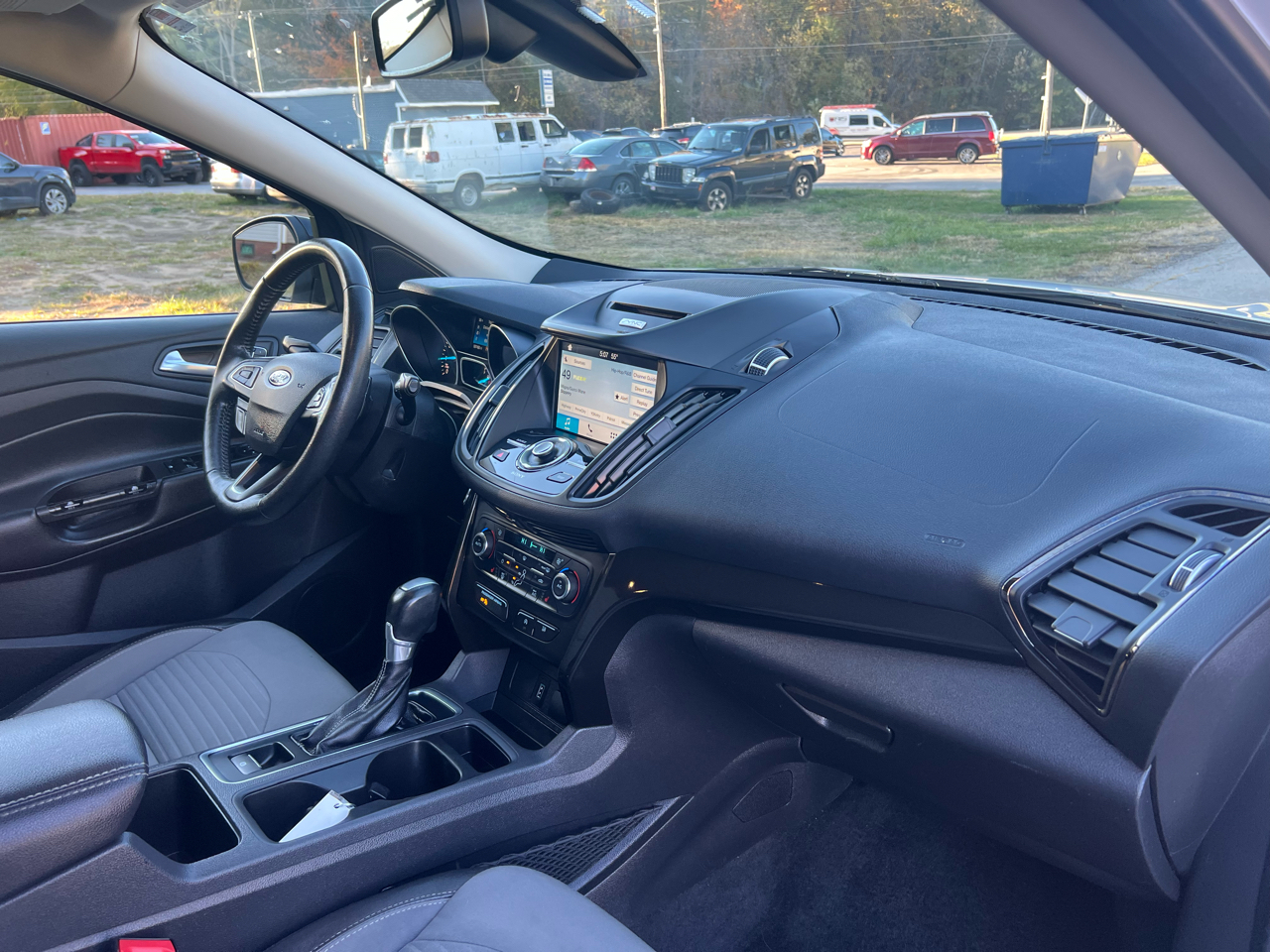 Ford Escape Titanium 4WD 2017 Ford Escape Titanium 4WD 2017