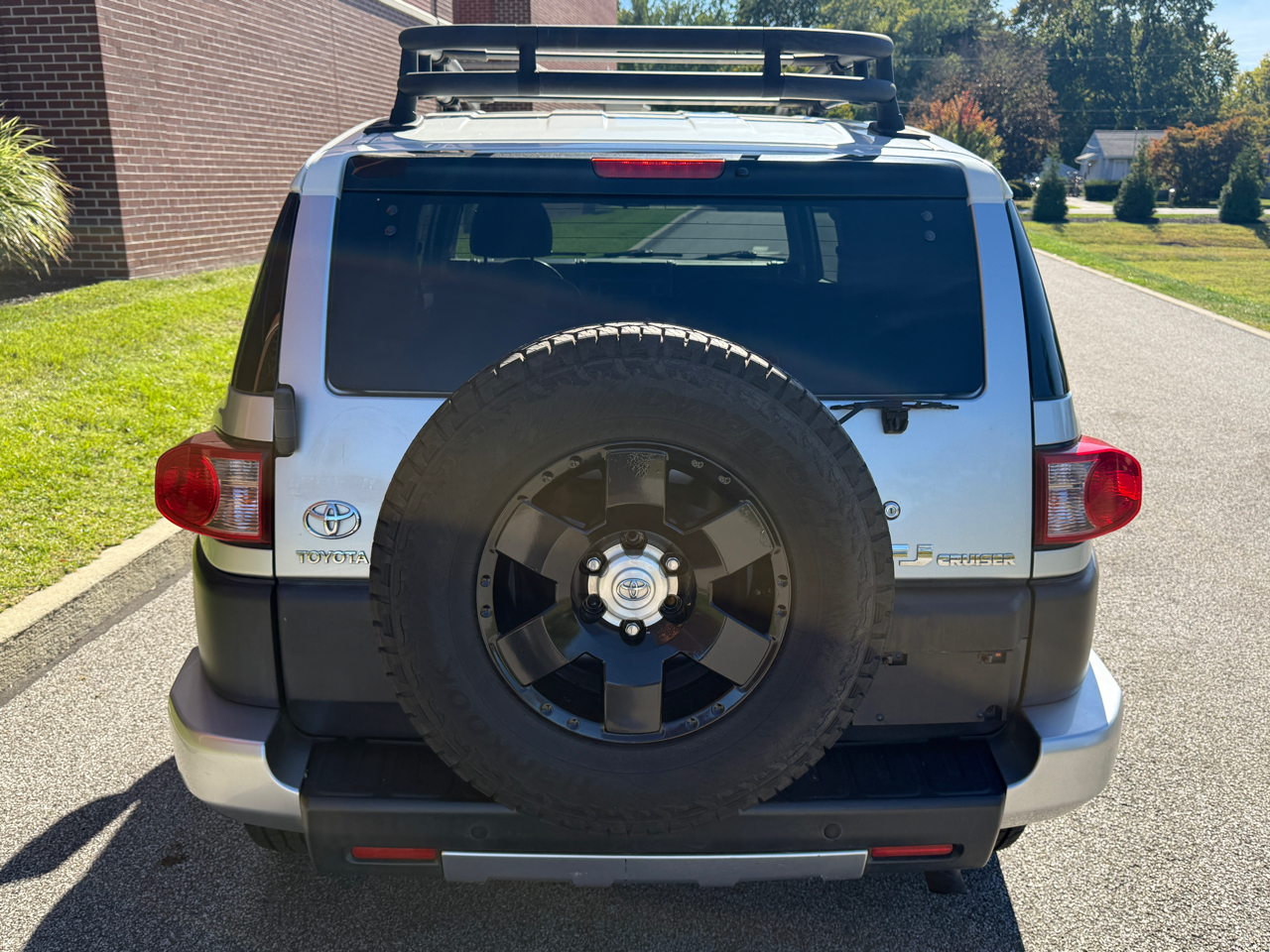 2007 Toyota FJ Cruiser Base photo 2