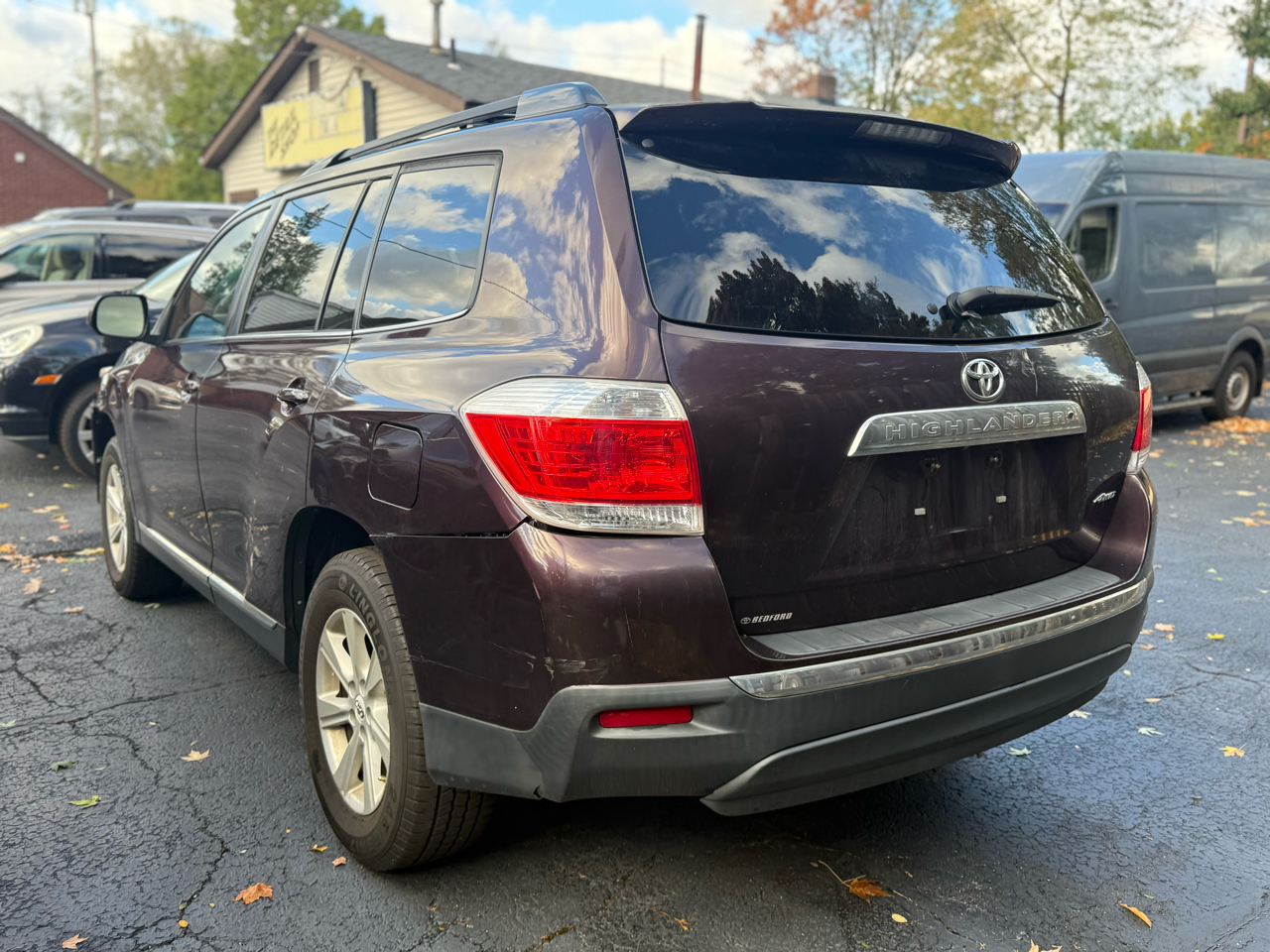 2013 Toyota Highlander Base Hybrid photo 2