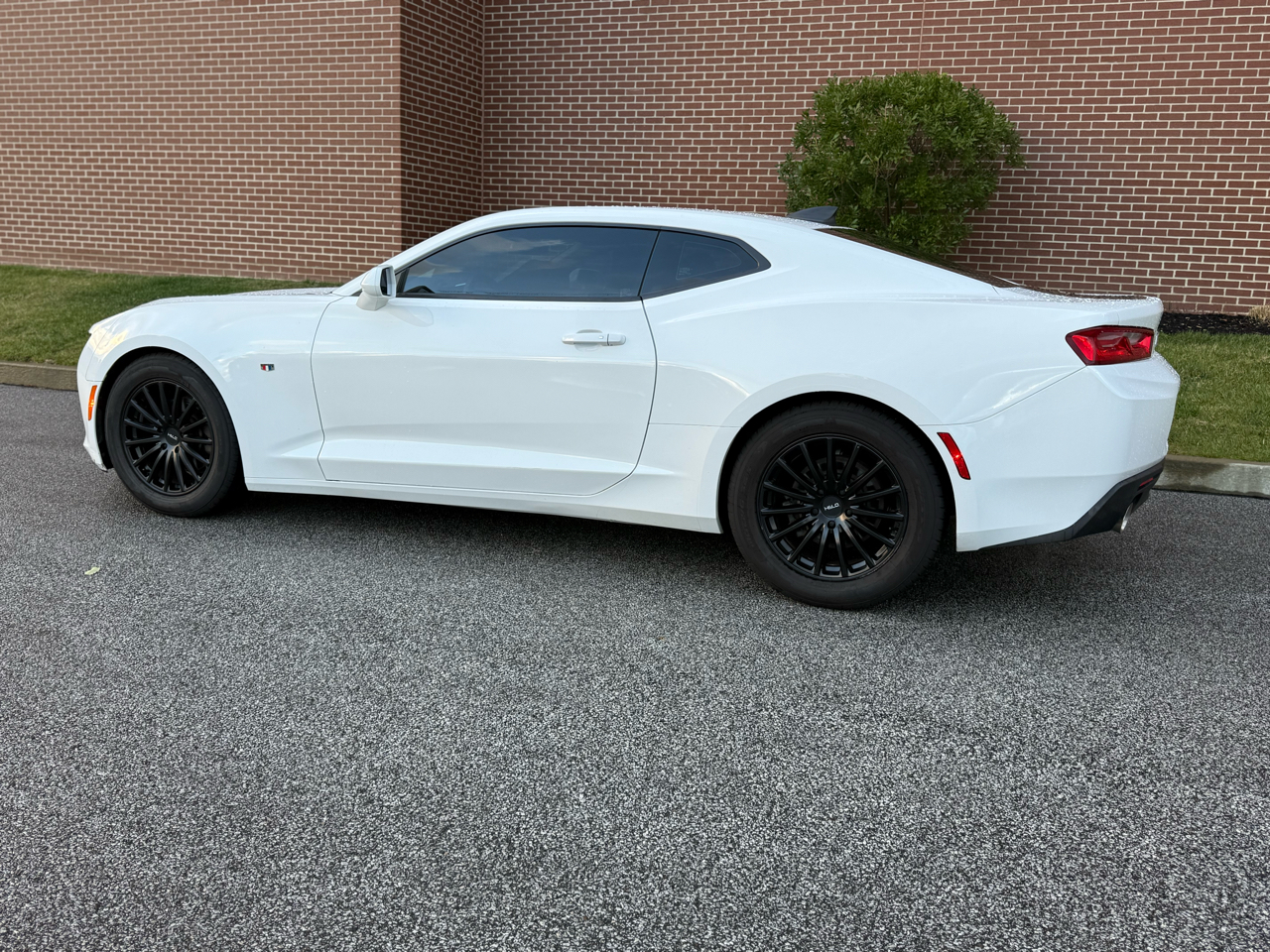 Chevrolet Camaro  2016 Chevrolet Camaro  2016