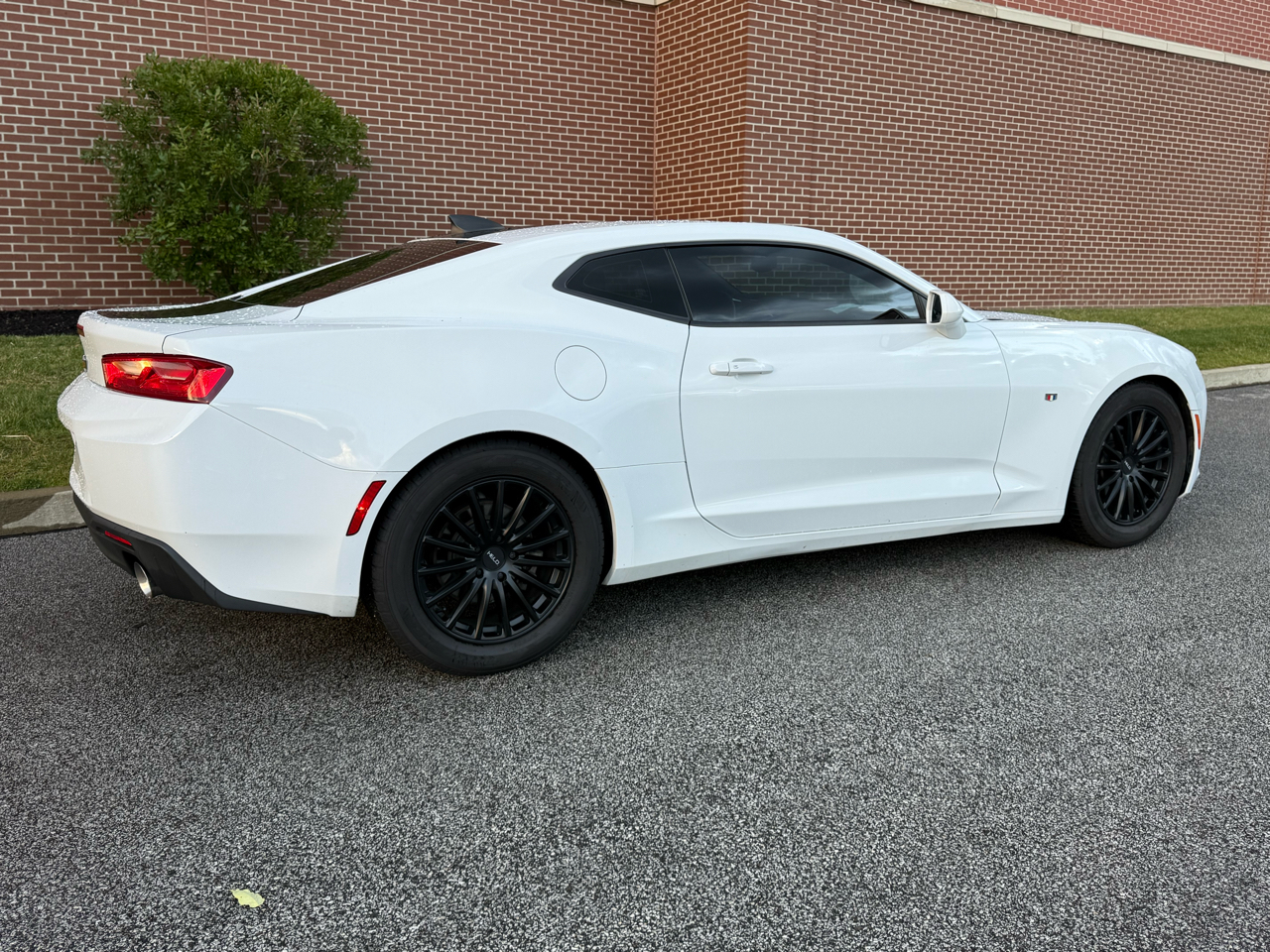 Chevrolet Camaro  2016 Chevrolet Camaro  2016