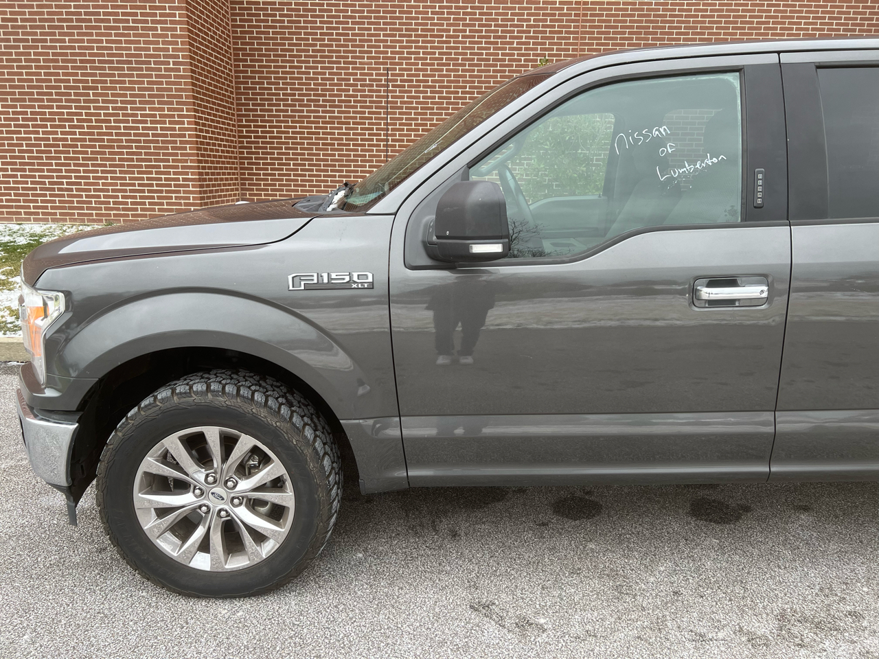 2018 Ford F-150 XLT photo 2