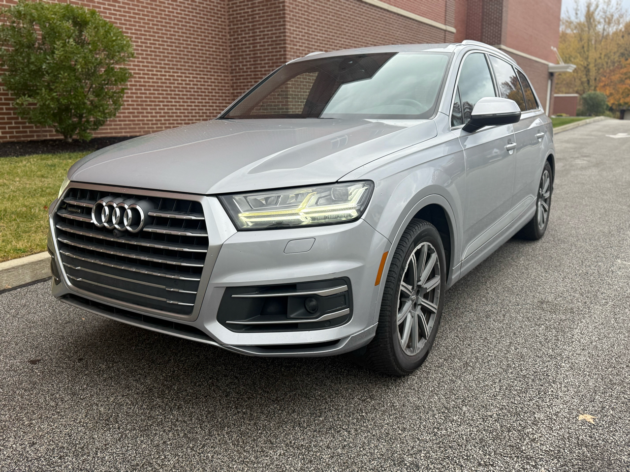 2018 Audi Q7 3.0T Premium Plus photo 2