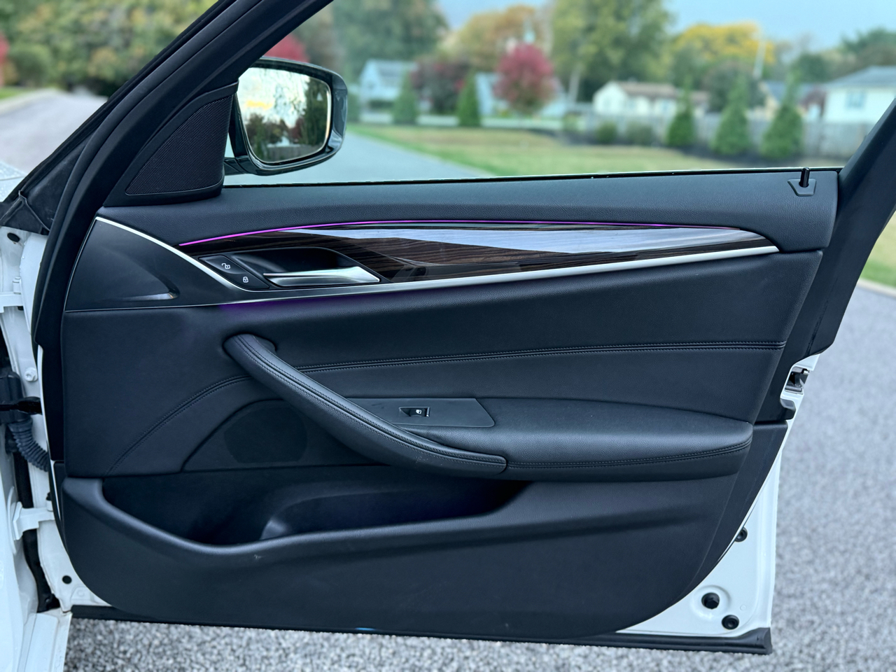 BMW 5-Series  2018 BMW 5-Series  2018