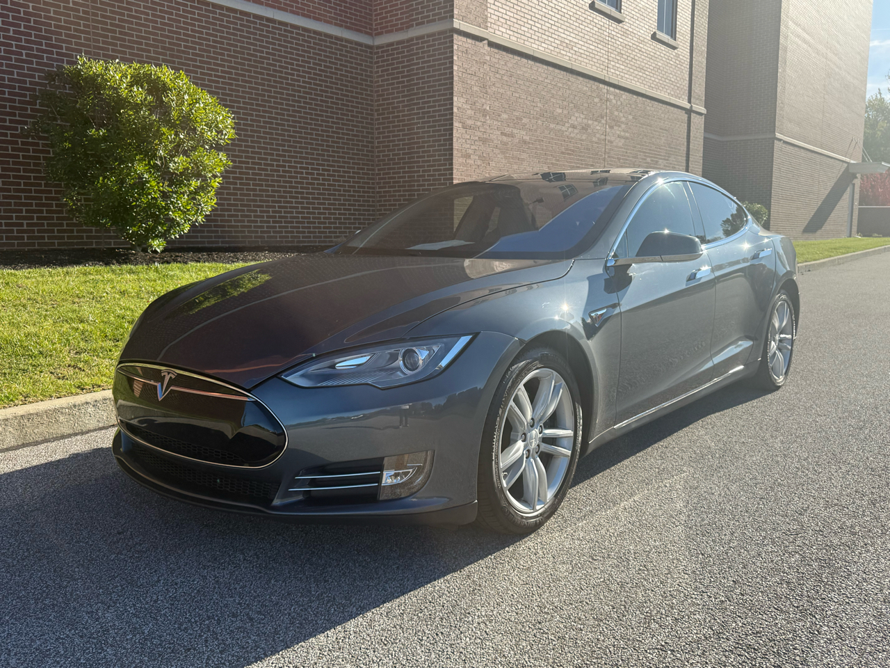 2013 Tesla Model S S