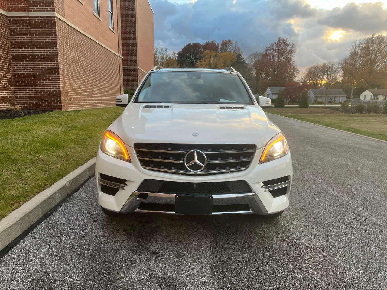 2015 Mercedes Benz ML 400 photo 2