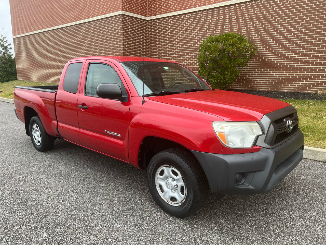 Toyota Tacoma  2013