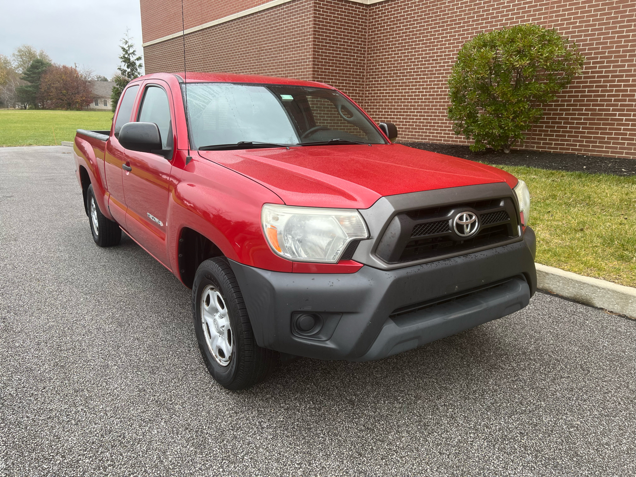 Toyota Tacoma  2013