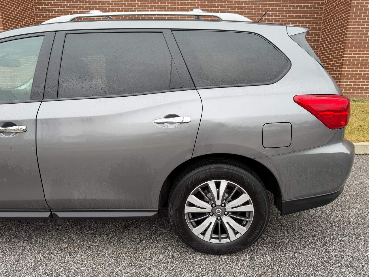 Nissan Pathfinder  2017