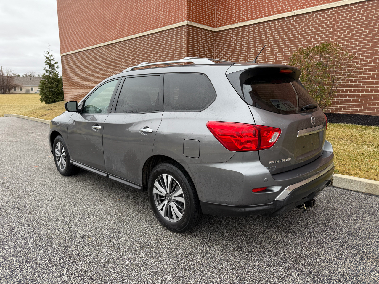 Nissan Pathfinder  2017