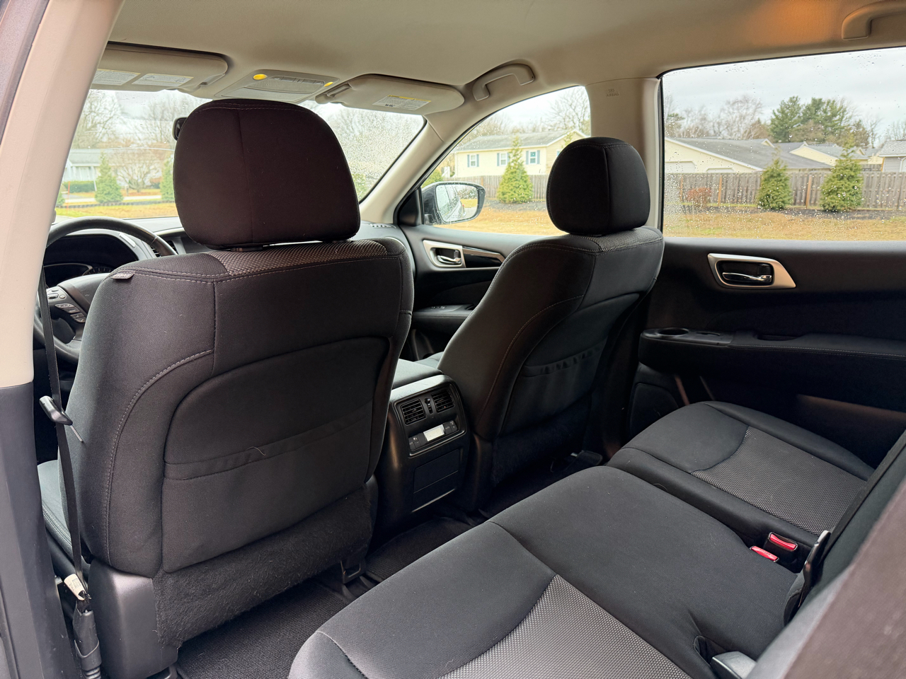 Nissan Pathfinder  2017