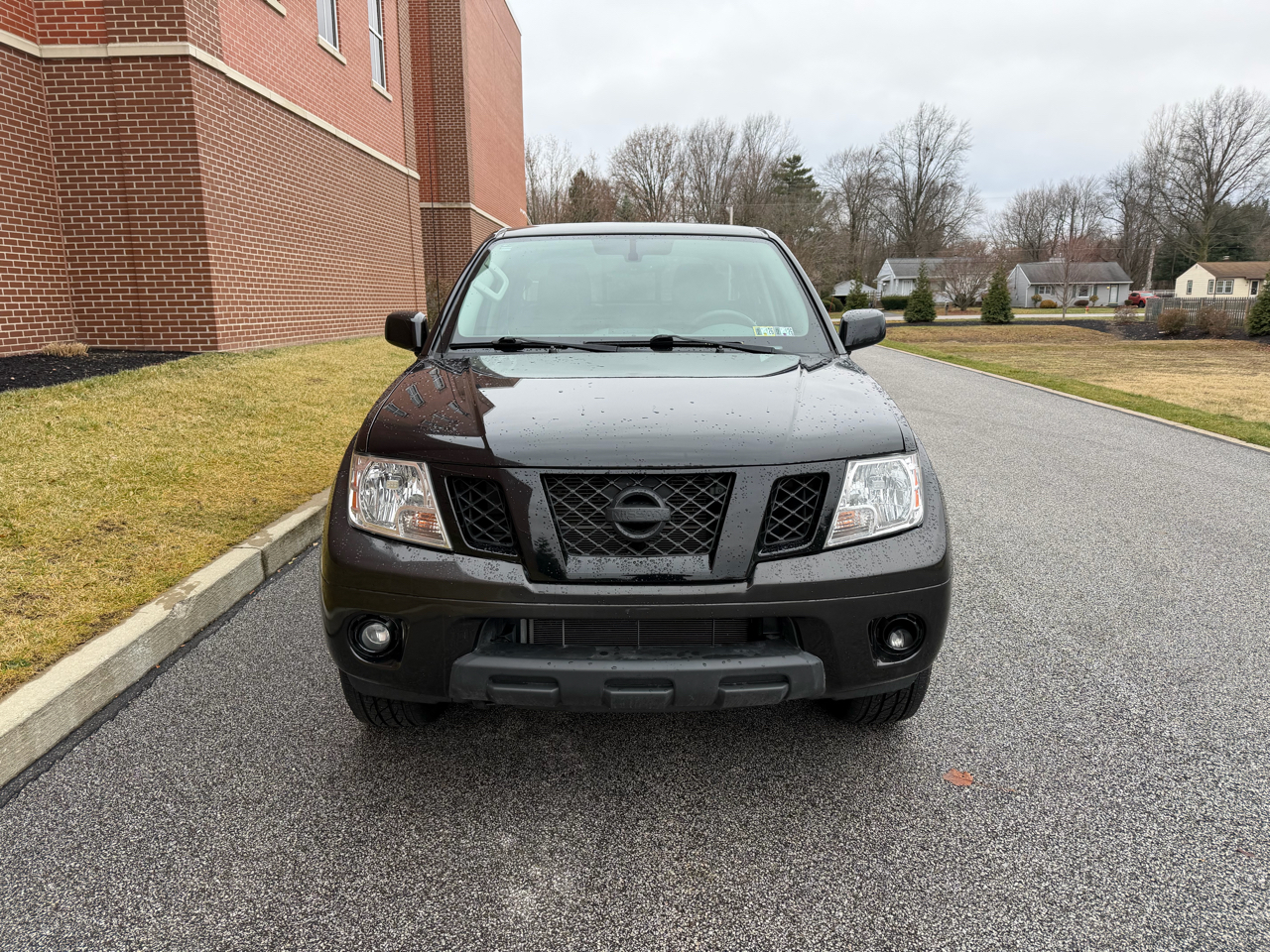 Nissan Frontier  2020