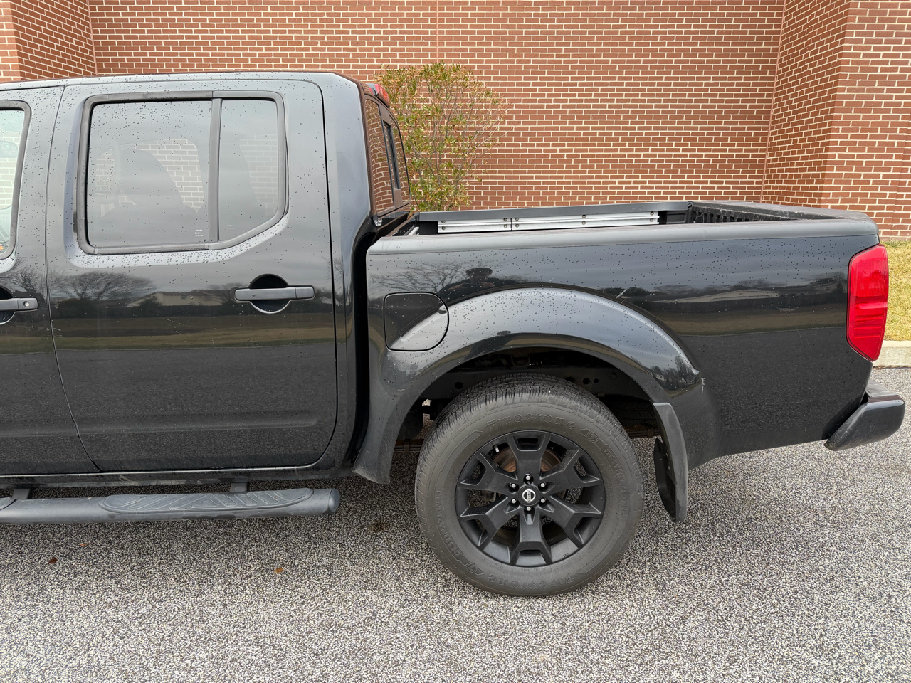 Nissan Frontier  2020