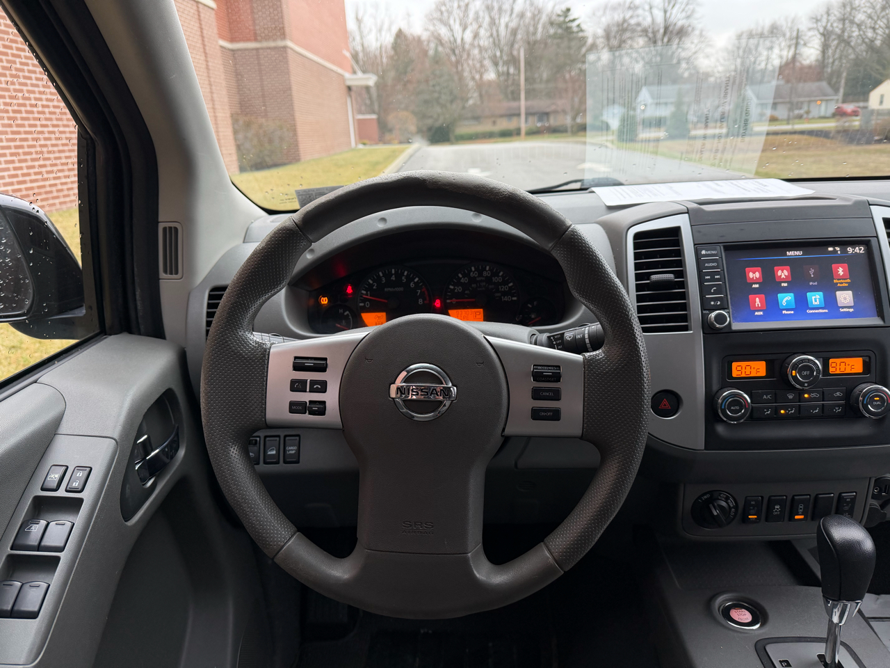 Nissan Frontier  2020