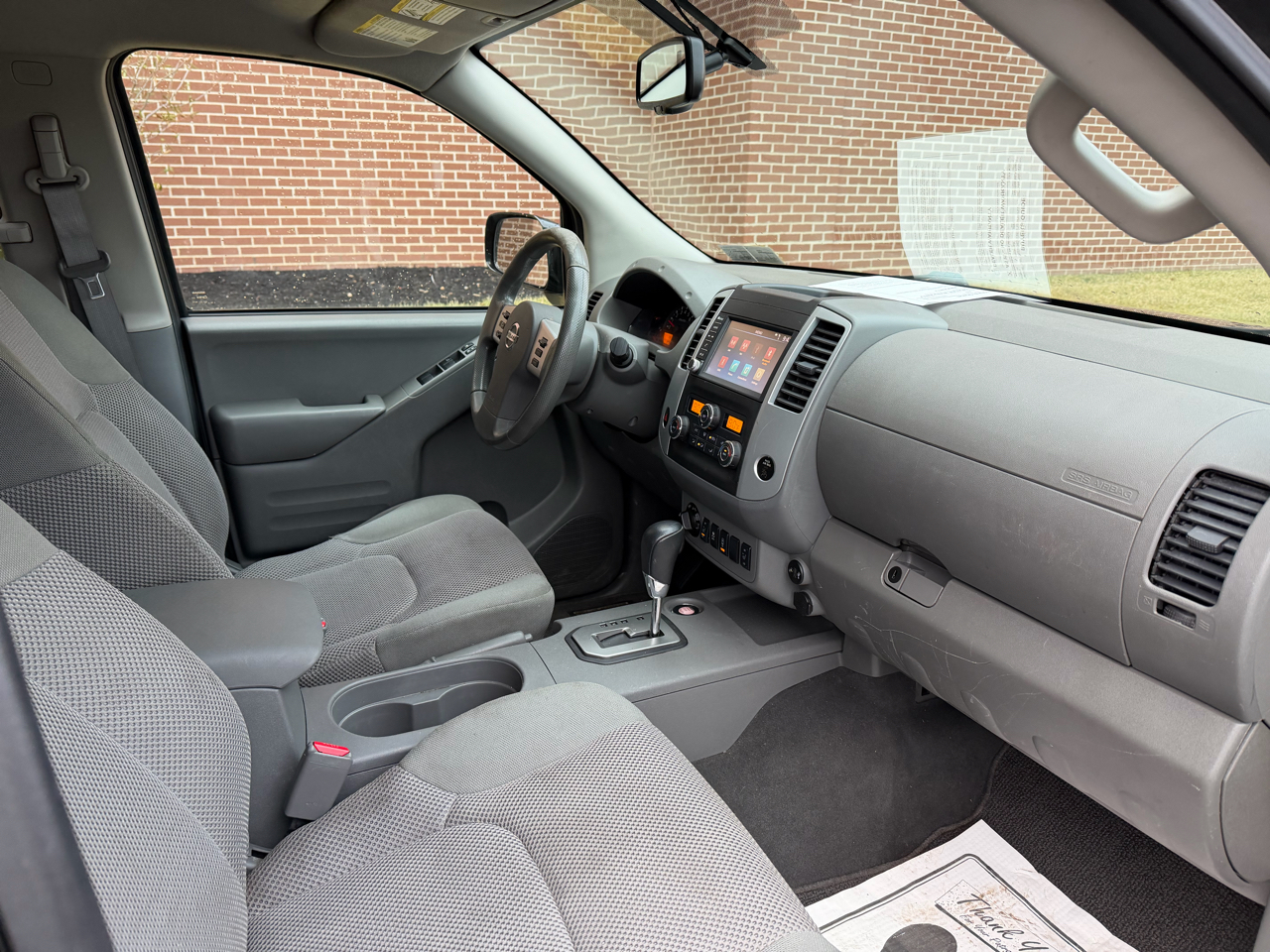 Nissan Frontier  2020