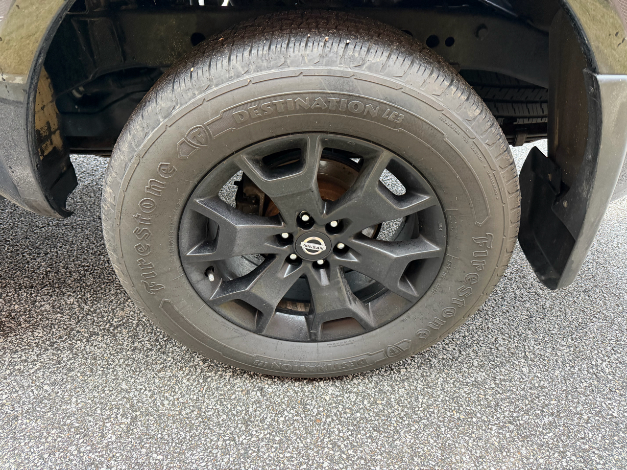 Nissan Frontier  2020