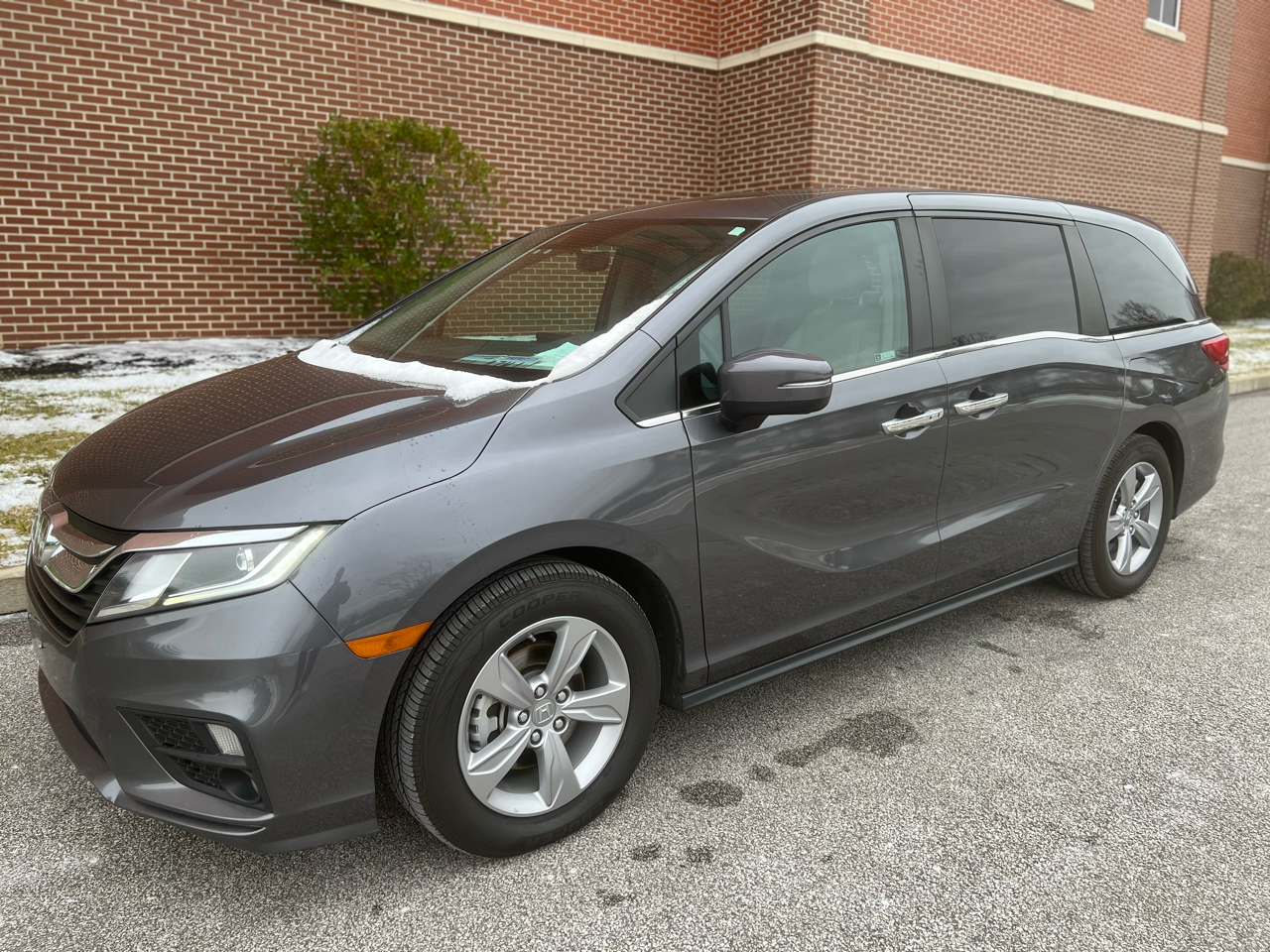 2020 Honda Odyssey photo 3