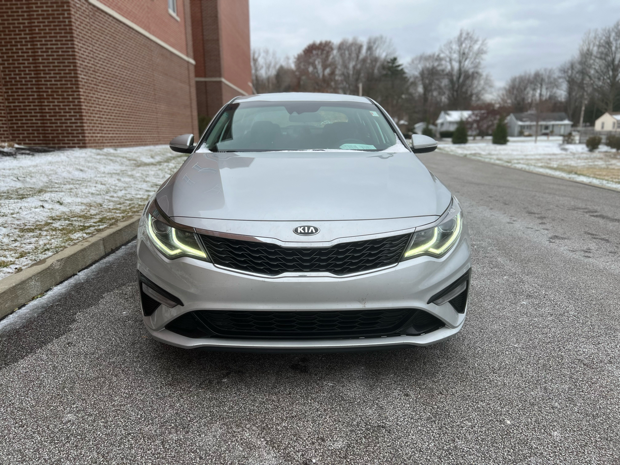 2020 Kia Optima LX photo 2