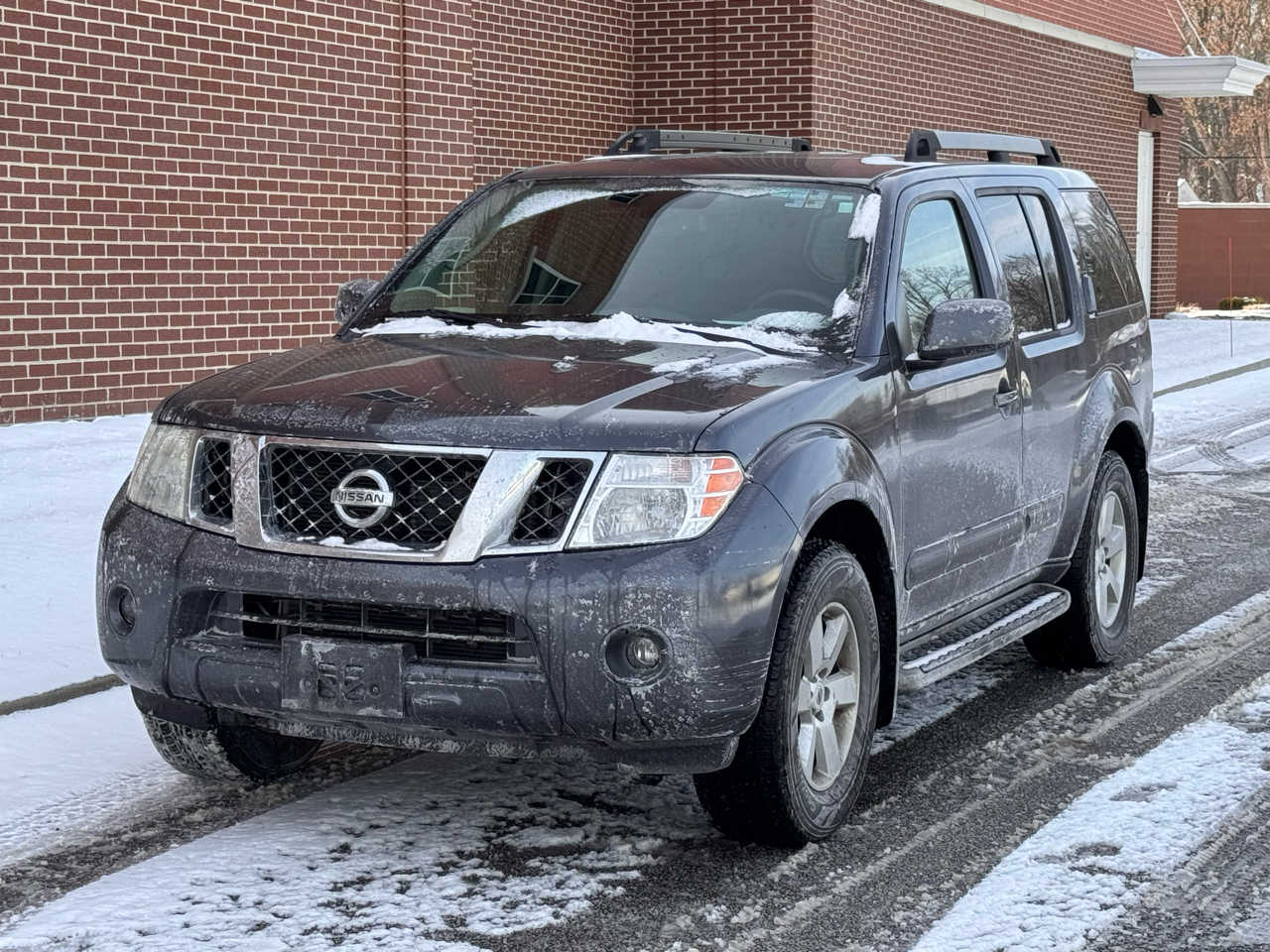 Nissan Pathfinder  2011