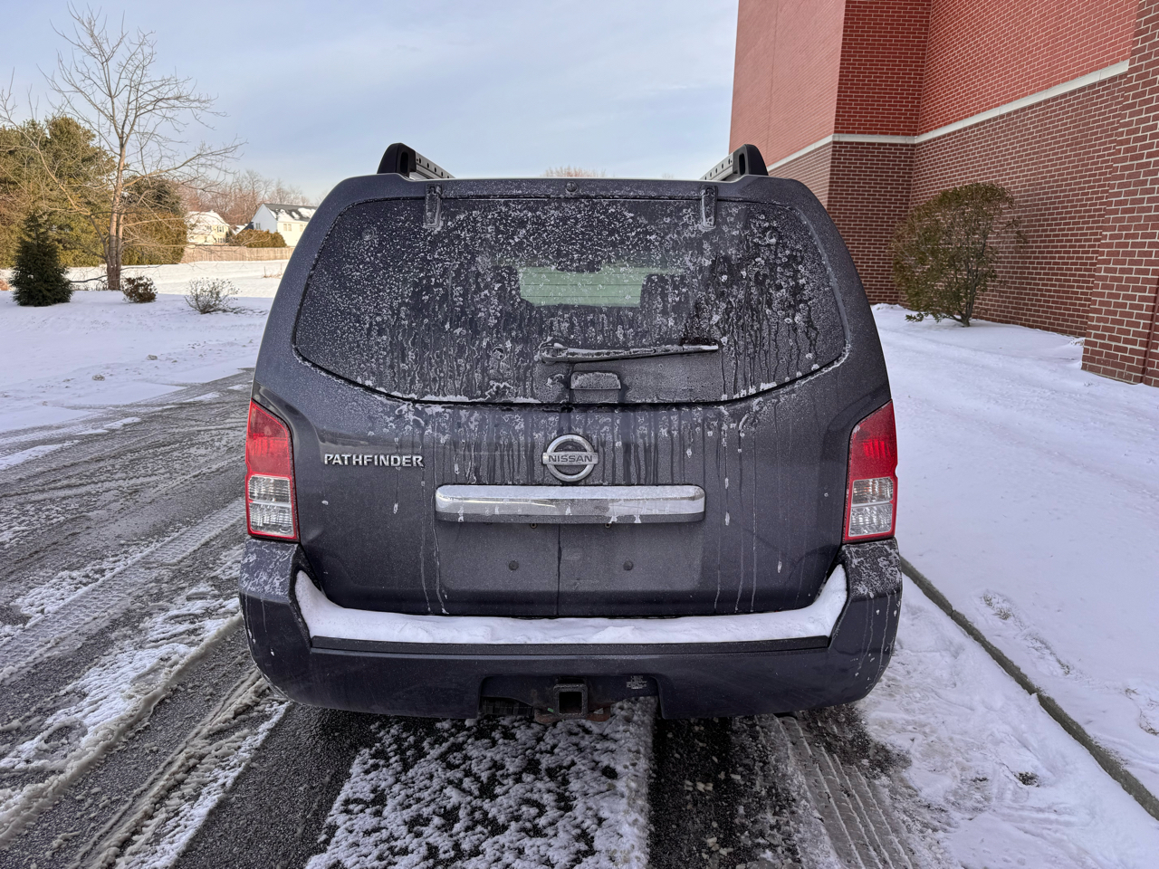 Nissan Pathfinder  2011