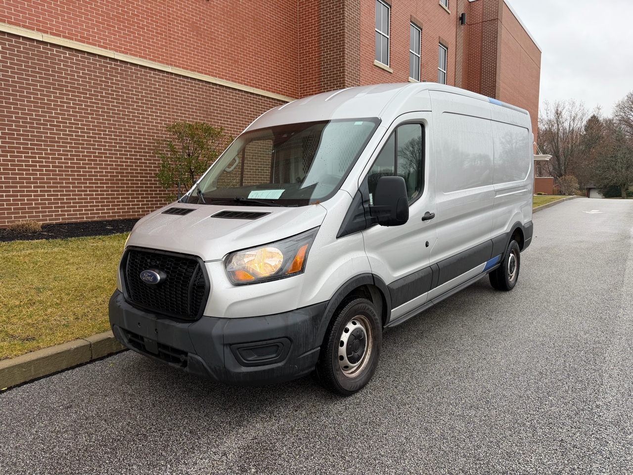 2022 Ford Transit Van Base's photo